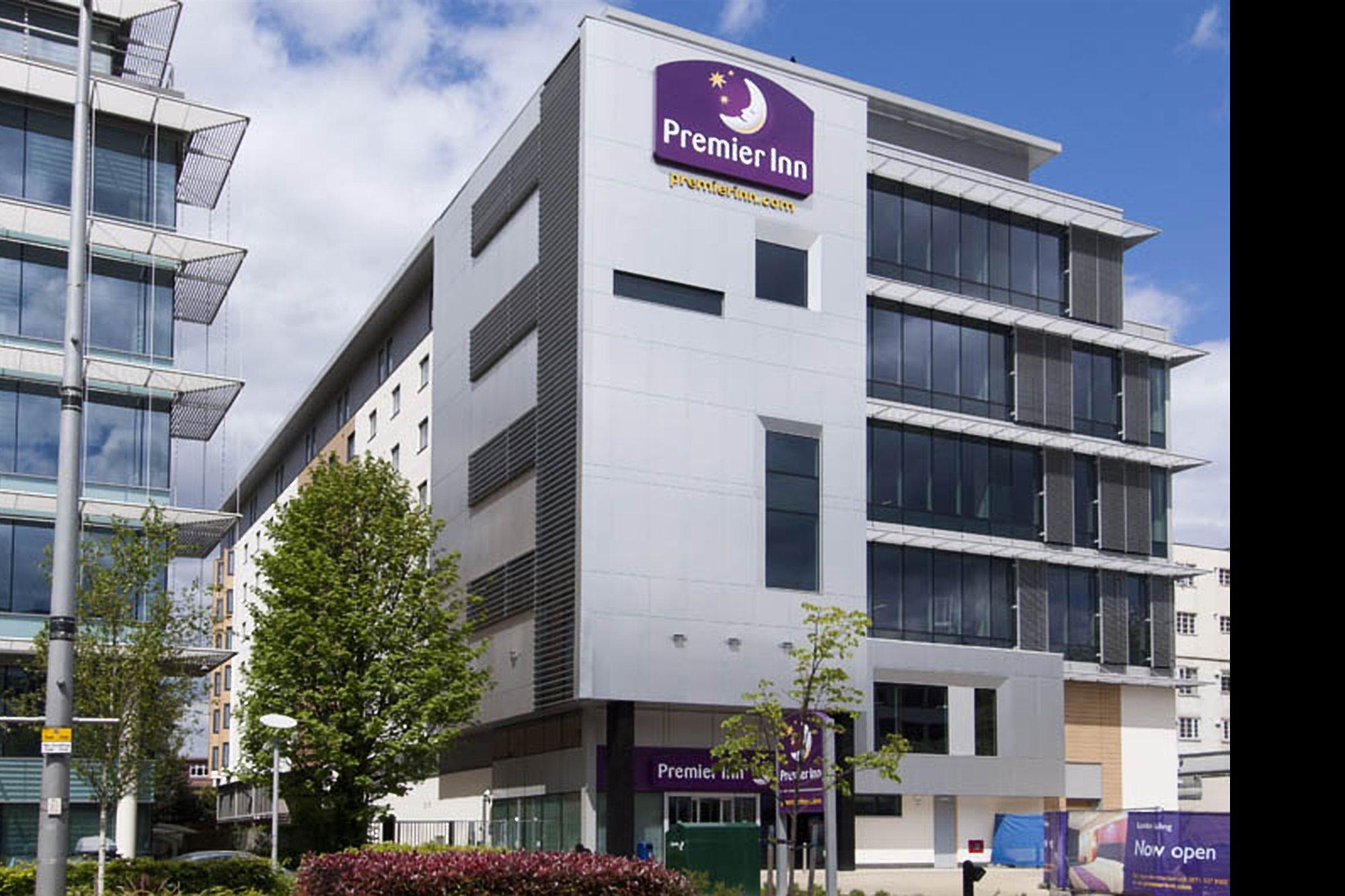 Premier Inn London Ealing Brentford Eksteriør bilde