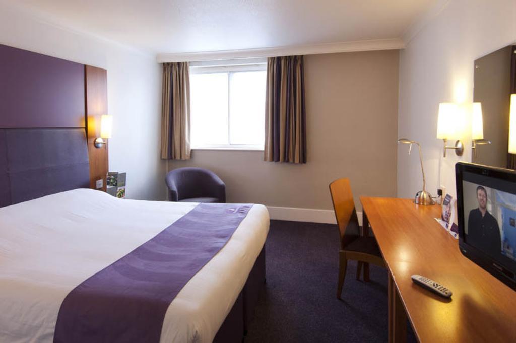 Premier Inn London Ealing Brentford Rom bilde