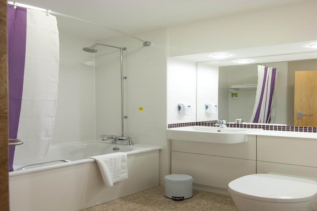 Premier Inn London Ealing Brentford Rom bilde