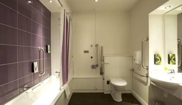 Premier Inn London Ealing Brentford Eksteriør bilde